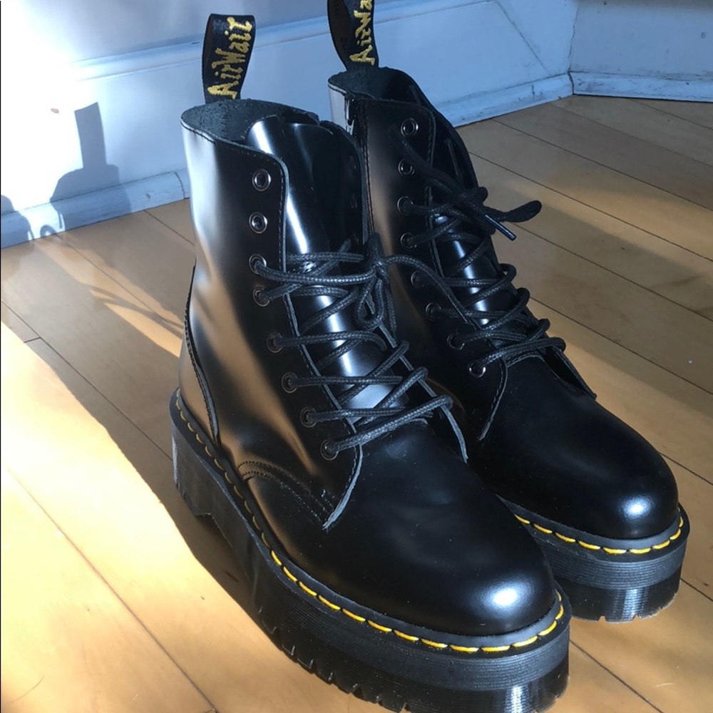 Dr. Martens Black Chunky Boot